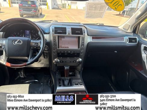 Used 2016 Lexus GX 460 w/ Premium Package AWD/4WD image 21