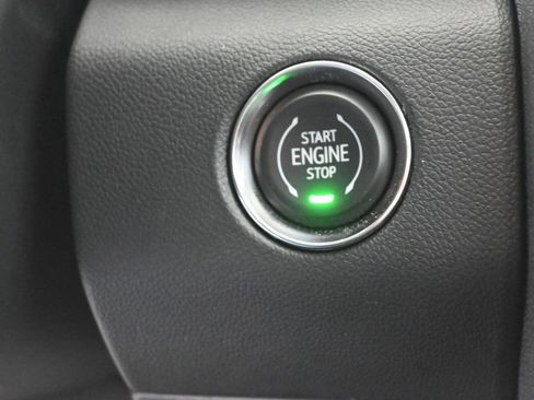 New 2025 GMC Acadia Elevation image 21