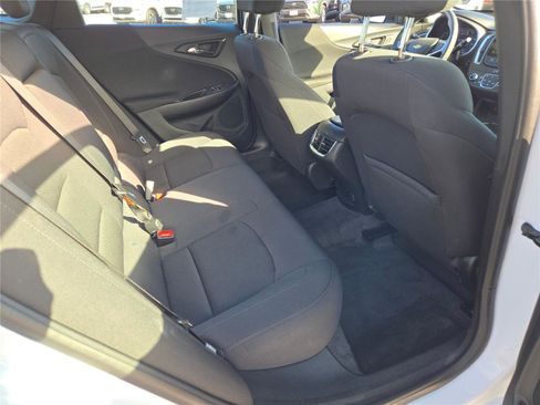 Used 2024 Chevrolet Malibu LT image 11