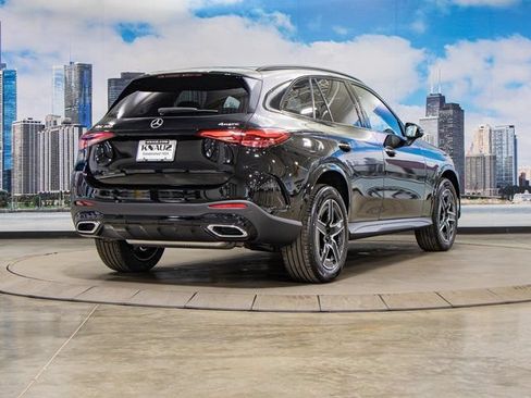 Certified 2026 Mercedes-Benz GLC 300 4MATIC image 8