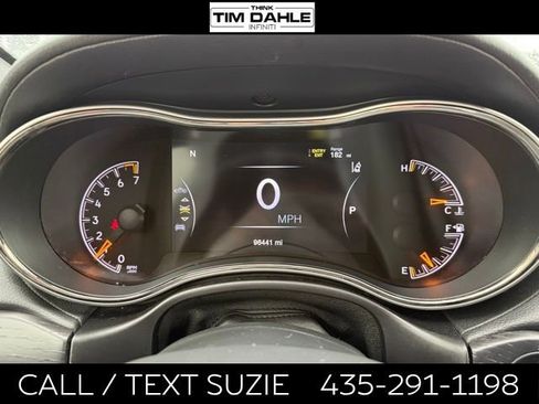 Used 2018 Jeep Grand Cherokee High Altitude AWD/4WD image 3