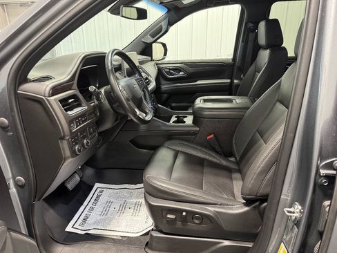 Used 2022 Chevrolet Suburban Z71 w/ Max Trailering Package AWD/4WD image 12