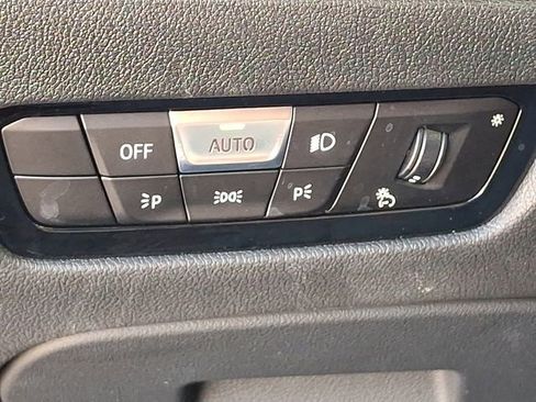 Used 2022 BMW i4 eDrive40 w/ Premium Package image 33