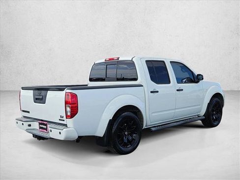 Used 2019 Nissan Frontier SV w/ Value Truck Package RWD image 5