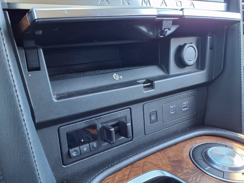 Used 2021 Nissan Armada SL w/ Captain's Chairs Package RWD image 11