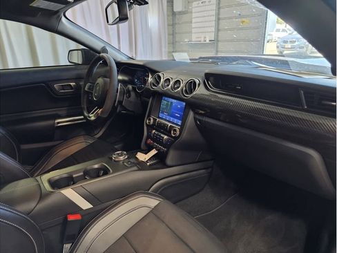 Used 2020 Ford Mustang Shelby GT500 w/ Technology Package image 12