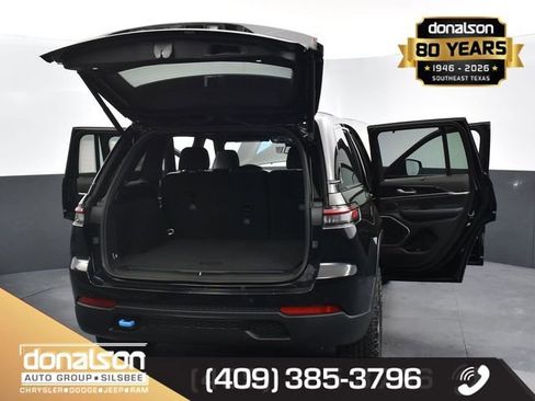 New 2024 Jeep Grand Cherokee Trailhawk w/ Advanced Protech Group II image 42