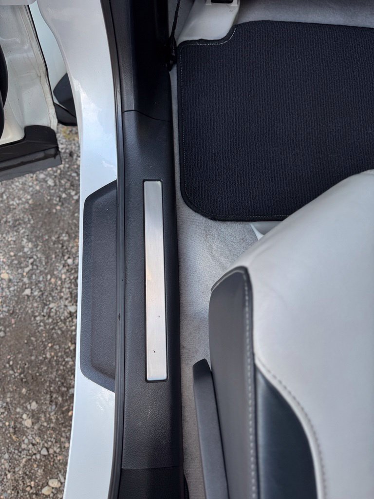 Used 2019 Lexus RX 450h AWD w/ Navigation Package image 39
