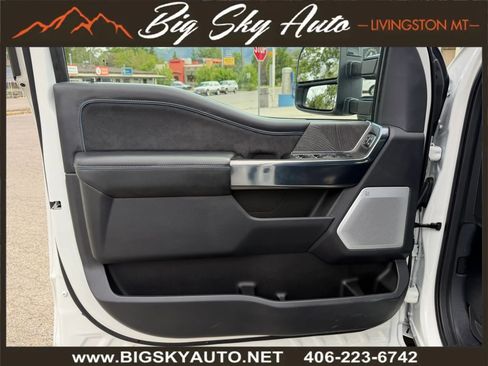 Used 2025 Ford F350 Platinum AWD/4WD image 12