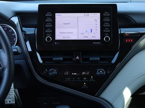 Used 2023 Toyota Camry LE image 30