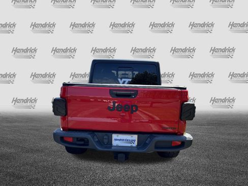 Used 2021 Jeep Gladiator Sport AWD/4WD image 10