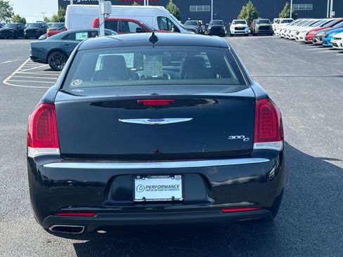 Used 2015 Chrysler 300 C Platinum w/ Light Group RWD image 3