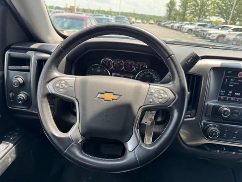 Used 2019 Chevrolet Silverado 1500 LT AWD/4WD image 12
