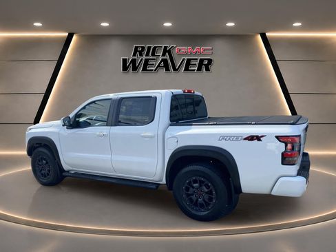 Used 2022 Nissan Frontier PRO-4X w/ Pro-4X Premium Package AWD/4WD image 3