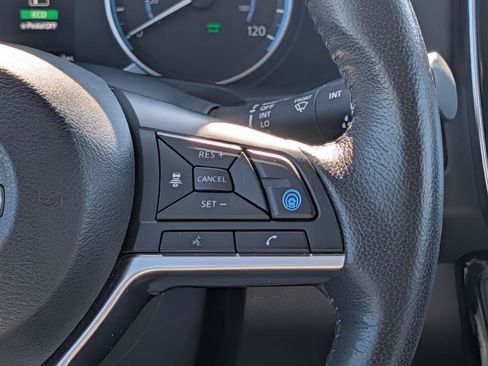 Used 2019 Nissan Leaf SL w/ SL Technology Package FWD image 13