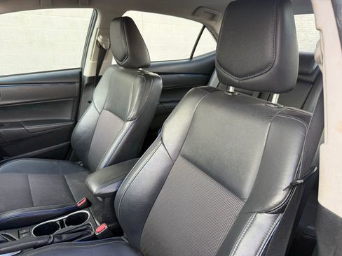 Used 2019 Toyota Corolla SE image 17