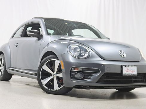 Used 2014 Volkswagen Beetle R-Line FWD image 7