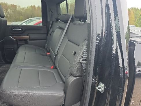 Used 2022 Chevrolet Silverado 2500 LT w/ Midnight Edition AWD/4WD image 10