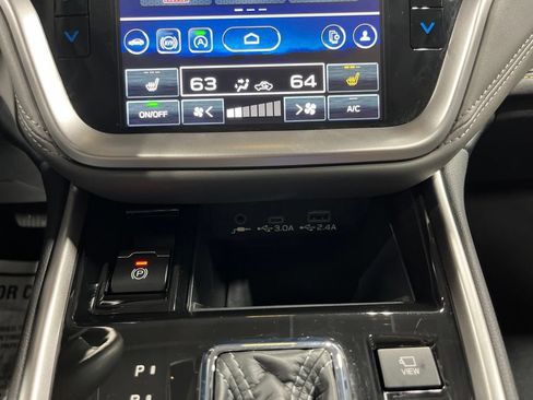 Used 2025 Subaru Outback Onyx Edition XT AWD/4WD image 28