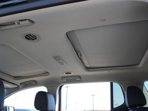 Used 2022 GMC Acadia AT4 w/ Technology Package image 34