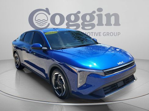 Used 2025 Kia K4 EX FWD image 4