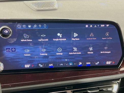 New 2026 Chevrolet Traverse Z71 w/ Enhanced Driving Package AWD/4WD image 15