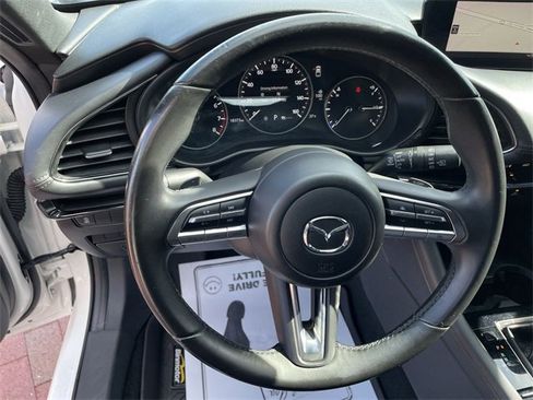 Used 2022 MAZDA MAZDA3 s image 12