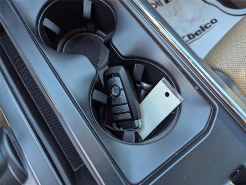 Used 2021 Ford F150 Lariat image 22