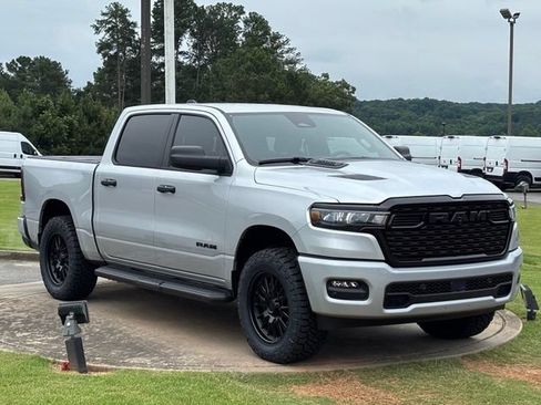 New 2026 RAM 1500 Express AWD/4WD image 9