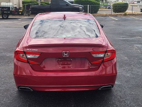 Used 2018 Honda Accord Sport image 5