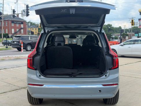 Certified 2026 Volvo XC90 B6 Plus AWD/4WD image 5