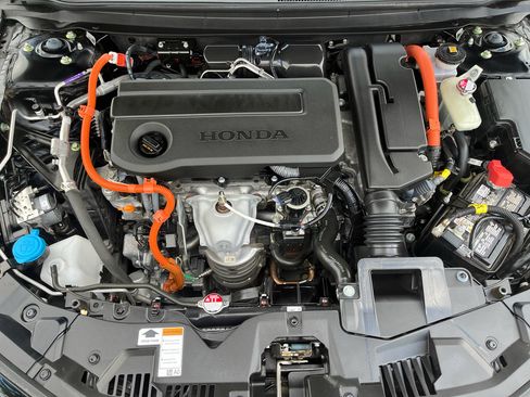 Used 2024 Honda Accord Sport image 28