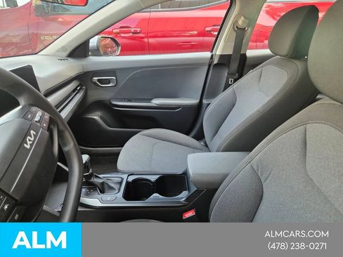 Used 2025 Kia K4 FWD image 28