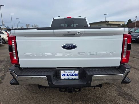 New 2025 Ford F350 Lariat w/ Lariat Ultimate Package image 4