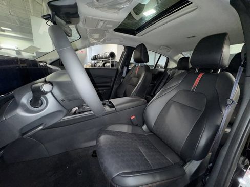 New 2026 Nissan Sentra SR w/ SR Premium Package image 14