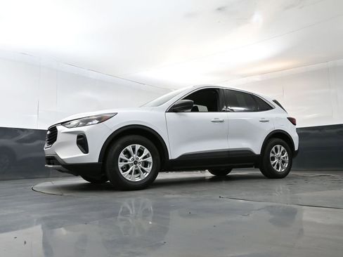 Used 2023 Ford Escape Active AWD/4WD image 20