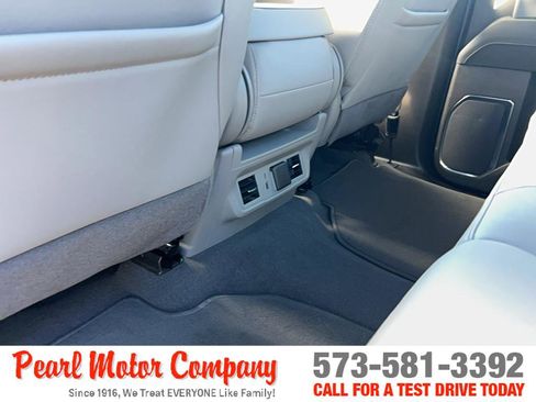 Certified 2024 GMC Sierra 2500 SLT w/ Max Trailering Package image 21