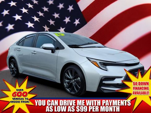 Certified 2025 Toyota Corolla SE image 1