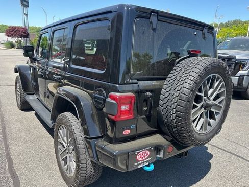 Used 2024 Jeep Wrangler High Altitude AWD/4WD image 5