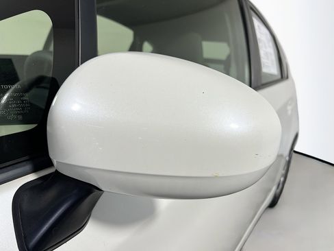 Used 2014 Toyota Prius Two image 13