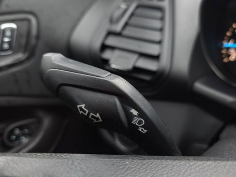 Used 2016 Ford Escape SE image 26