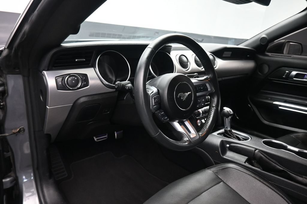 Used 2021 Ford Mustang GT Premium w/ Black Accent Package RWD image 13