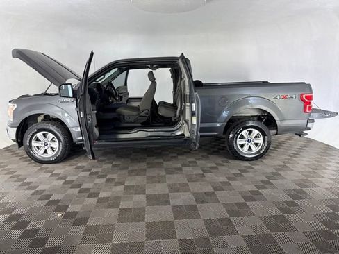 Used 2018 Ford F150 XLT AWD/4WD image 11
