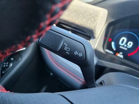 Used 2025 Ford Explorer ST-Line AWD/4WD image 23