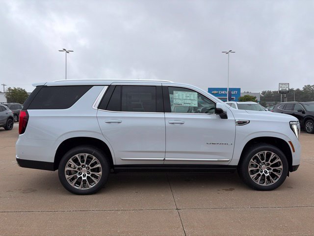 New 2026 GMC Yukon Denali w/ Denali Reserve Package AWD/4WD image 2