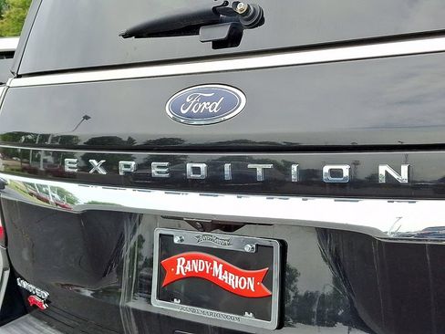 Used 2024 Ford Expedition Limited AWD/4WD image 33