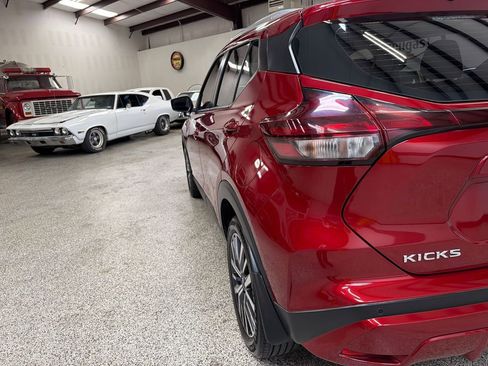 Used 2023 Nissan Kicks SV FWD image 15