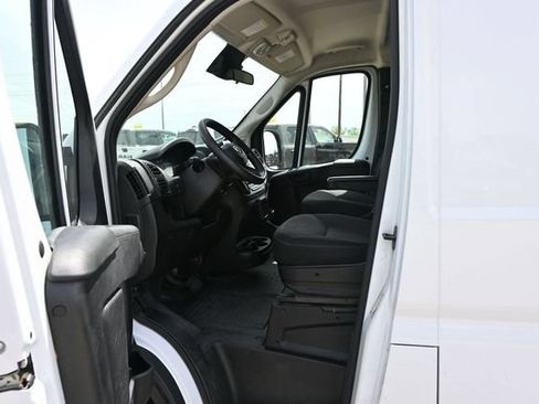 Used 2023 RAM ProMaster 2500 FWD image 13