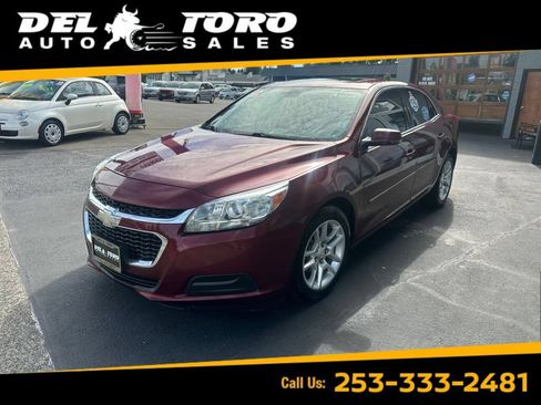 Used 2015 Chevrolet Malibu LT FWD image 1