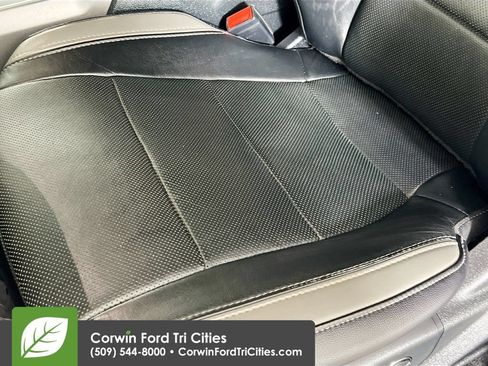 Used 2018 Ford F150 Raptor w/ Equipment Group 802A Luxury AWD/4WD image 23